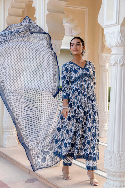 Women Printed Kurta Set With Pant and dupatta