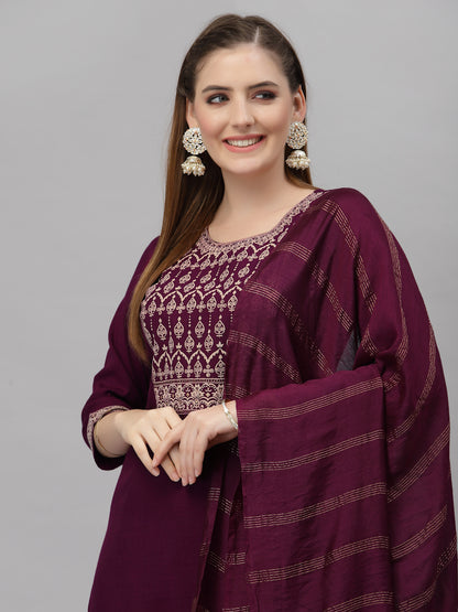 Women Cotton Blend Kurta Pant Dupatta Set