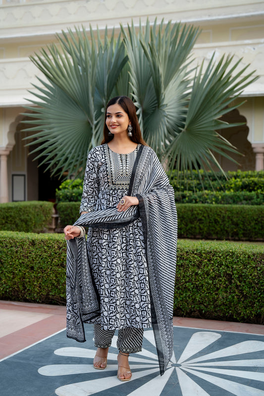 Women Embroidered Kurta and Pant set with Dupatta